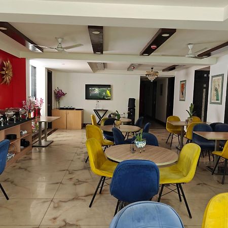 Posh Residency Huda City Center 古尔冈 外观 照片