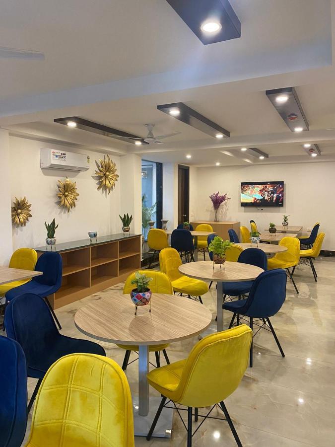 Posh Residency Huda City Center 古尔冈 外观 照片