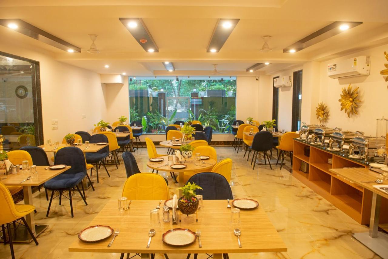 Posh Residency Huda City Center 古尔冈 外观 照片