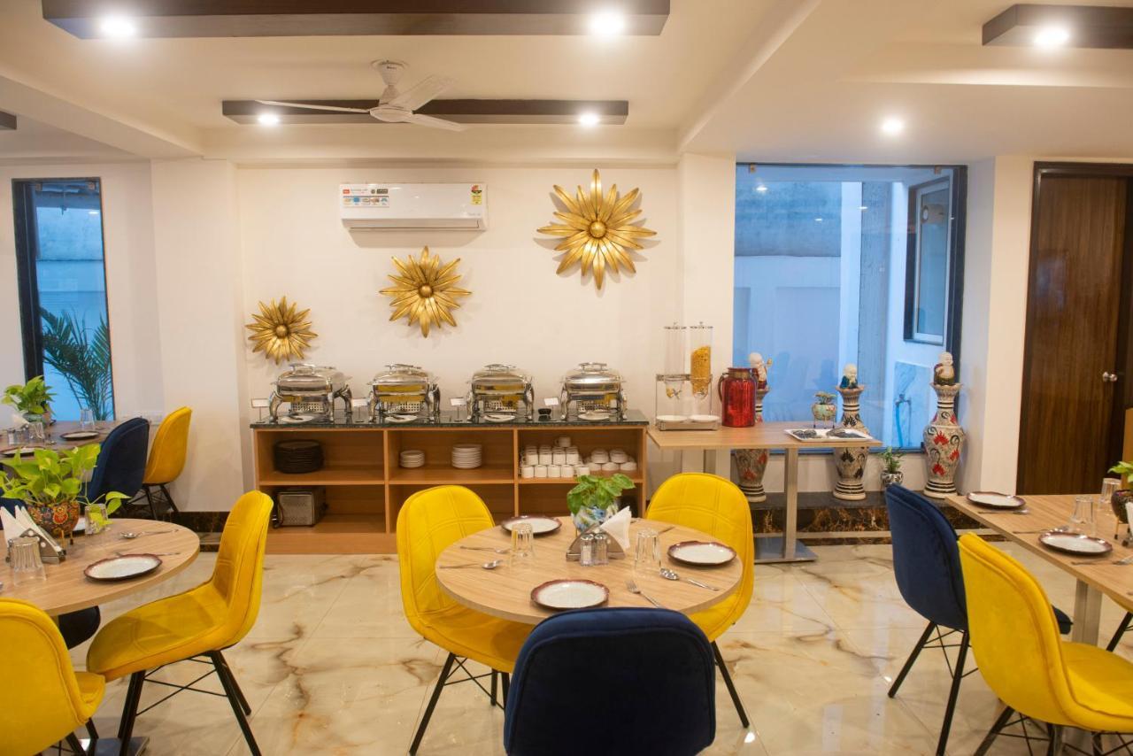 Posh Residency Huda City Center 古尔冈 外观 照片