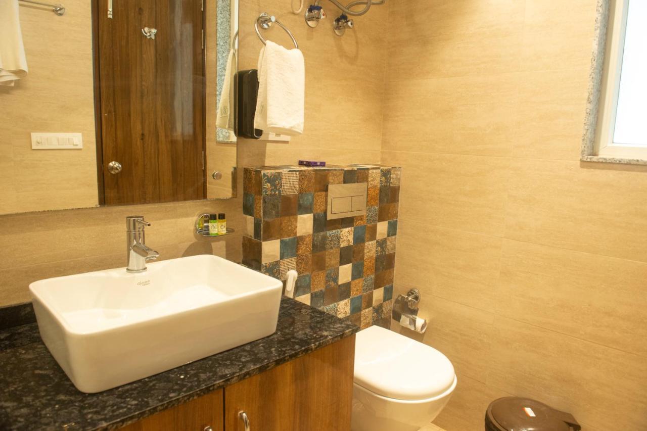 Posh Residency Huda City Center 古尔冈 外观 照片