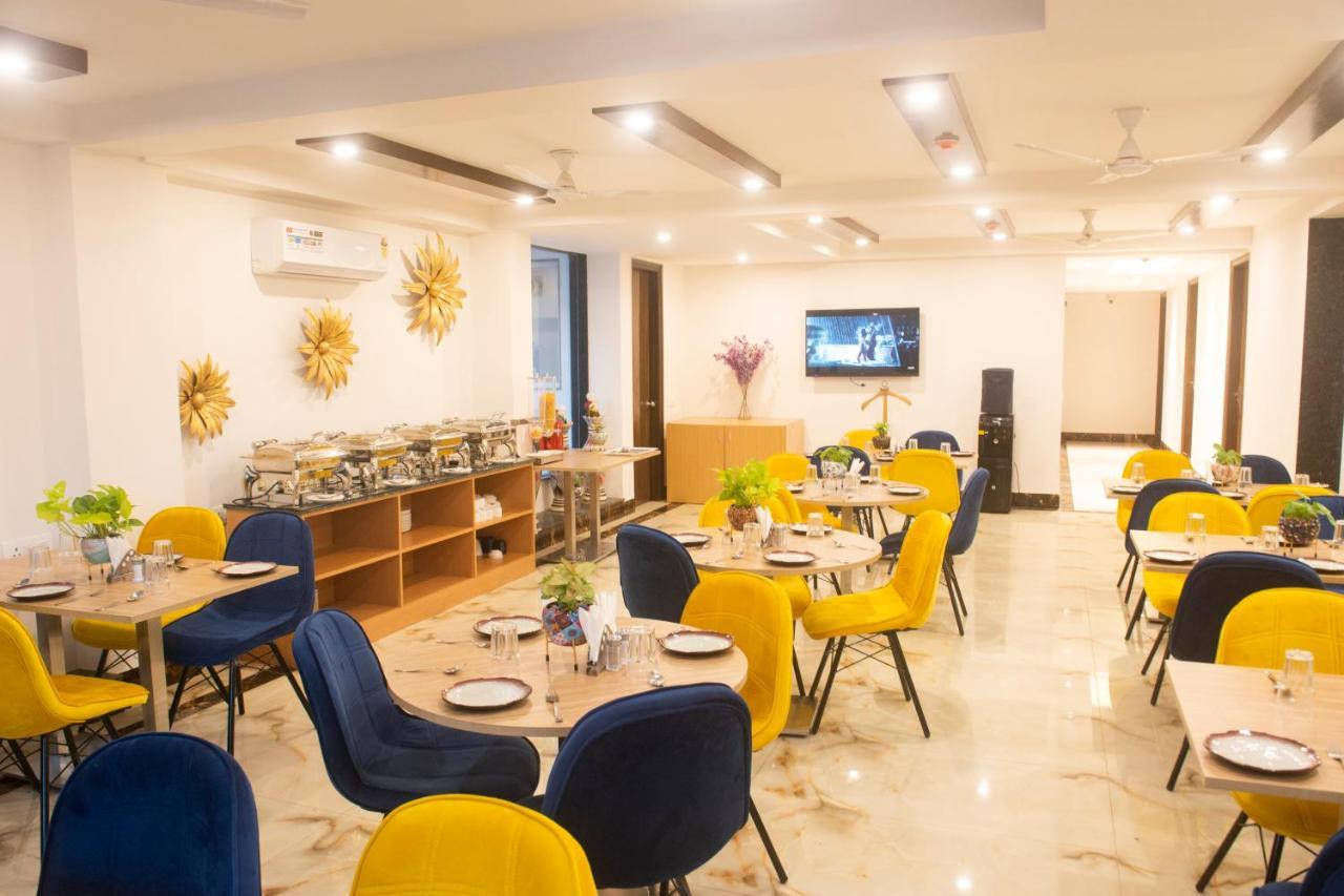 Posh Residency Huda City Center 古尔冈 外观 照片