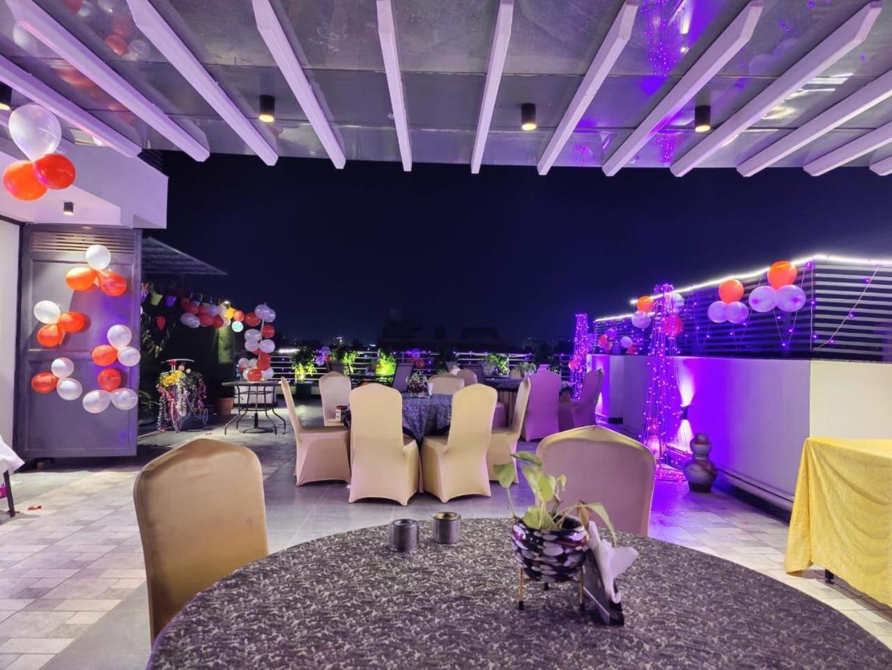 Posh Residency Huda City Center 古尔冈 外观 照片